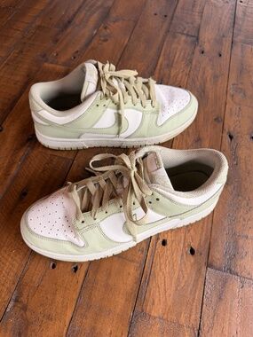 Nike Dunk Low Next Nature Olive Aura Womens Sneakers Size 9
